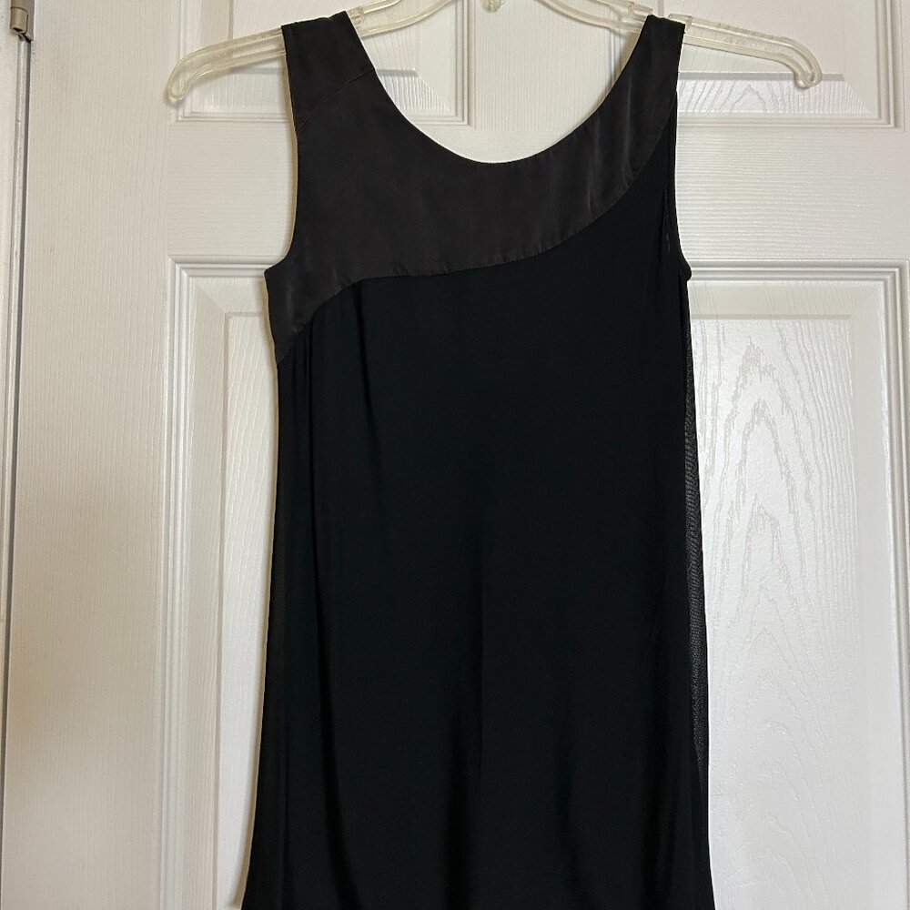 Slinky MarieMarie "Swing" top with sexy low back in black